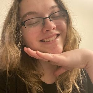 Meet your Posher, Christy